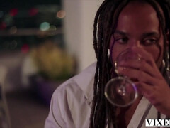 Grote lul, Pijpbeurt, Lul, Hakken, Likken, Natuurlijke tieten, Kut duiken, Trio