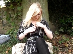 Blondine, Flashen, Hd, Öffentlich, Muschi, Solo, Jungendliche (18+), Titten