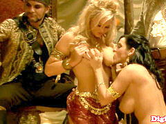 Anal, Sucer une bite, Tir de sperme, Faciale, Orgie