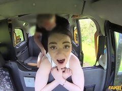 Tussi, Blasen, Braunhaarige, Kehlenfick, Hardcore, Rau, Dürr, Jungendliche (18+)