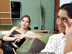 VIP4K. Sexy boss knows how to satisfy her assistant and office worker