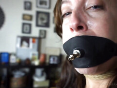 Enthousiasteling, Bondage discipline sadomasochisme, Grote kont, Grote mammen, Huisgemaakt