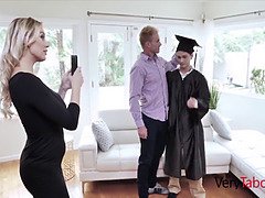 Arsch, Schönheit, Blondine, Vollbusig, Hardcore, Mutti, Muschi, Stiefmutter