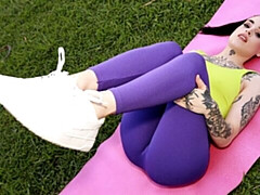 Angelic outdoor anal fuck with a big-ass girlfriend Saba Lapiedra