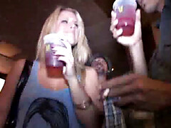 フェラチオ, 大学生, イく瞬間, グループ, 異人種間, パーティ, ティーン, のぞき