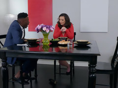 Mamada, Morena, Engañando, Pareja, Polla, Vestido, Pies, Marido