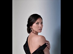Olivia Munn - Jerk Off Challenge