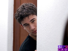 Asiatique, Sucer une bite, Brunette brune, Attrapée, Conversation vulgaire, Femelle, Orgasme, Chatte