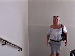 Leie, Tussi, Flashen, Milf, Im freien, Öffentlich, Titten, Spanner