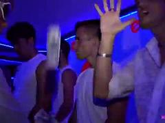 Mamada, Checa, Grupo, Sexo duro, Interracial, Orgía, Fiesta, Público