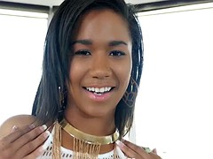 Pijpbeurt, Bruinharig, Sperma, Zwart, Interraciaal, Tiener, Tieten likken, Speelgoed