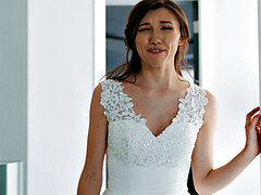 Gros seins, Sucer une bite, Mariée, Cocu, Mère que j'aimerais baiser, Réalité, Belle mère, Plan cul à trois