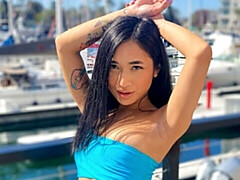 18 jahre, Schwarz, Blasen, Handjob, Natürlichen titten, Dürr, Jungendliche (18+), Titten