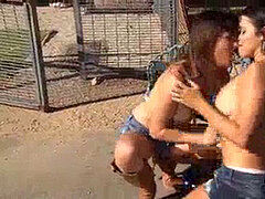 Fingern, Küssen, Lesbisch, Masturbation, Milf, Mutti, Im freien, Taboo