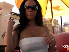 Culo grande, Tetas grandes, Tetona, Despelote, Madres para coger, Al aire libre, Público, Tetas