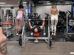 Culo, Mamada, Ffm, Interracial, Lamidas, Tetas naturales, Pov, Afeitado