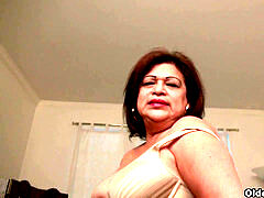 Femme couguar, Mature, Mère que j'aimerais baiser, Nylon, Bureau, Collant, Petite femme, Secrétaire