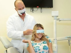 Gros cul, Sucer une bite, Tir de sperme, Médecin, Double pénétration, Branlette thaïlandaise, Homme homme femme, Rasée