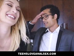 Анальный секс, Большая жопа, Большие сиськи, Блондинки, Крупный план, Молоденькие, Молодые и анал, Сиськи