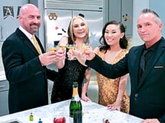 Culo, Rubia, Estilo perrito, Grupo, Pajear, Orgía, Adolescente, Tetas