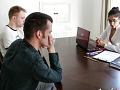 18 años, Culo grande, Mamada, Corridas, Estilo perrito, Tetas naturales, Adolescente, Tetas