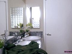 Большие сиськи, Брюнетки, Глубокая глотка, Ласковые ручки, Секс без цензуры, Милф