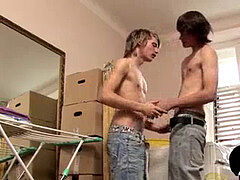 Skinny emo twunk humid drills his lover with his massive cock