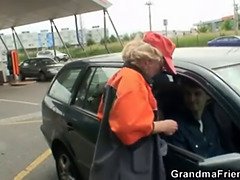 Diep in de keel, Brillen, Rijpe lesbienne, Moeder, Buiten, Realiteit, Trio