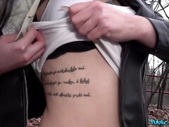 Arsch, Blasen, Braunhaarige, Geld, Zierlich, Muschi