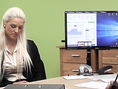 Блондинки, Грудастые, Постарше, Милф, Мамочка, Киски, Мачеха, Молоденькие