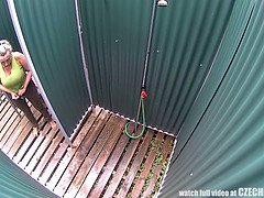 Amateur, Gros seins, Tchèque, Énorme, Monstre, Piscine, Public, Nénés