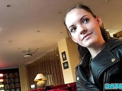 Sucer une bite, Brunette brune, Hard, Hd, Pov, Nénés