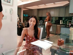 Tussi, Grosse titten, Blasen, Vollbusig, Hardcore, Hd, Pornostars, Realität