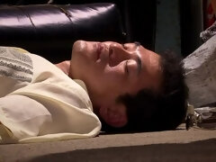 Viele männer bespritzen eine frau, Hochschule, Spermaladung, Aufs gesicht abspritzen, Fetisch, Gruppensex, Handjob, Japanische massage