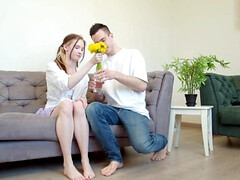 Blond, Sperma shot, Hondjeshouding, Vingeren, Hardcore, Hd, Twee staartjes, Slikken