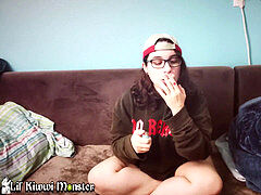 Большая жопа, Брюнетки, Пухленькие, Сперма во рту, Семяизвержение, Латиноамериканки, Курящие, Сосущие