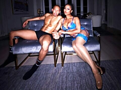 Grosser arsch, Grosser schwanz, Grosse titten, Blasen, Hundestellung, Schwarz