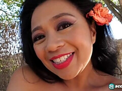 Leie, Grosser arsch, Braunhaarige, Masturbation, Milf, Solo, Entkleiden, Titten