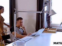 Blondine, Blasen, Geile alte tussi, Reif, Milf, Mutti, Natürlichen titten, Realität