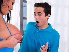 Grote kont, Grote mammen, Pijpbeurt, Mollig, Hondjeshouding, Handbeurt, Moeder die ik wil neuken, Strippen