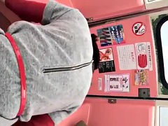 Enthousiasteling, Aziatisch, Grote mammen, Pijpbeurt, Sperma, Hardcore, Japaans, Tieten likken