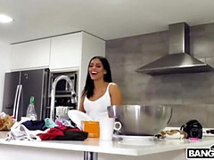 Анальный секс, Брюнетки, Хд, Служанка, От первого лица, Тату