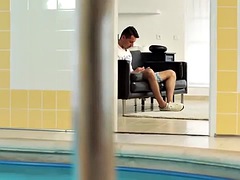 Nerdy old man throws his stepsons girlfriend a leg