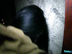 Schwarz, Braunhaarige, Spermaladung, Europäisch, Freundin, Geld, Pov, Öffentlich