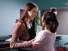 Grote kont, Bruinharig, Zoenen, Lesbisch, Likken, Kut duiken, Tiener, Tieten likken