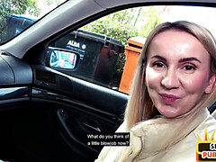 18 ans, Amateur, Blonde, Sucer une bite, Voiture, De plein air, Pov, Public