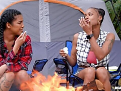 デカパイ, 異人種間, なめる, 下着, オナニー, オマンコ, ガリガリ, ティーン