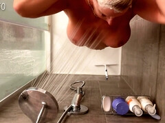 浴室, デカパイ, ブロンド, フランス人, オナニー, 熟年, 淫乱熟女, シャワー