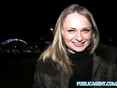 Rubia, Corridas, Hd, Dinero, Tetas naturales, Pov, Público, Ruso