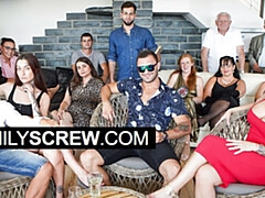 Pornstar sex with seductive Peter Stallion and Daphne Klyde from Family Screw